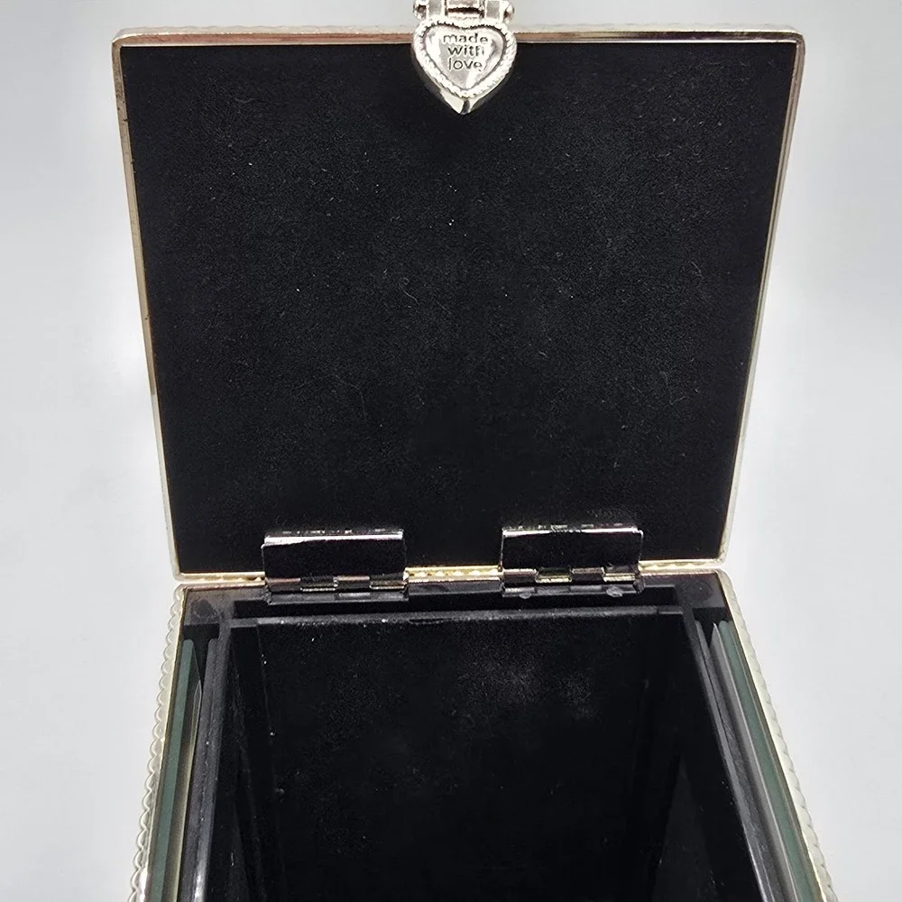 Things Remembered Silver Filigree Cube Photo Frame Keepsake‎ Box Heart Clasp
